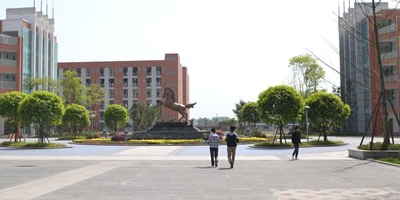 <b>四川江油高級(jí)技工學(xué)校簡(jiǎn)介</b>