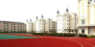 <b>成都外語(yǔ)職業(yè)中專學(xué)校</b>