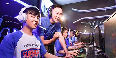 <b>成都電競學(xué)校</b>