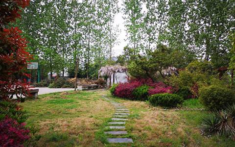 綿陽(yáng)市陽(yáng)光職業(yè)技術(shù)學(xué)校2023招生專業(yè)有哪些?LED光電信息技術(shù)招生(中專+大專)專業(yè)好不好