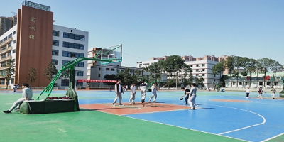 <b>四川省工業(yè)貿(mào)易學(xué)校概況簡介</b>