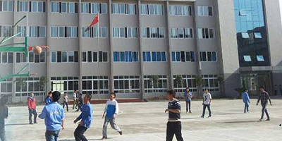 雅安航空工業(yè)聯(lián)合技工學(xué)校